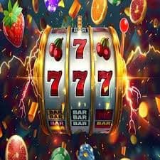 royal club ဘောလုံး Sportsbook တွင် MMK ဖြင့် လောင်းကစားနေသော မြင်ကွင်း